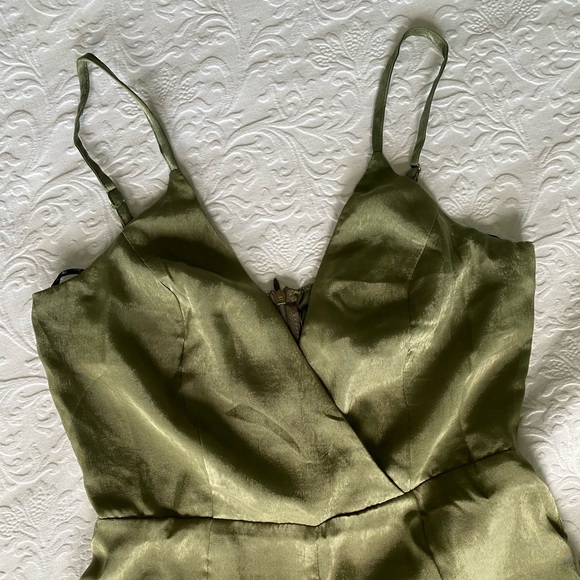 Missguided Olive Green Jumper - Picture 5 of 7